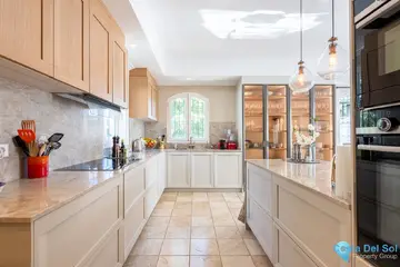 5 bedroom House for Sale in Nueva Andalucía-44249