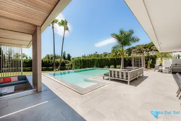 4 bedroom House for Sale in Nueva Andalucía-44376