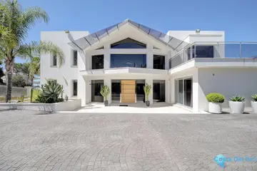 5 bedroom House for Sale in Nueva Andalucía-44450