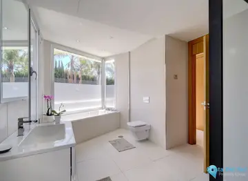5 bedroom House for Sale in Nueva Andalucía-44451
