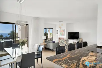 3 bedroom Apartment for Sale in Marbella-44490
