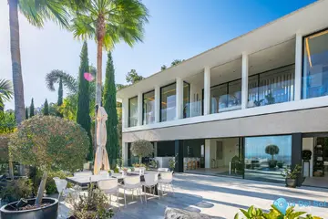 6 bedroom House for Sale in Elviria-44522