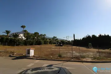 2200m2 Plot for Sale in The Golden Mile-44638