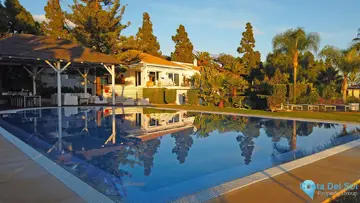 7 bedroom House for Sale in Hacienda Las Chapas-44642