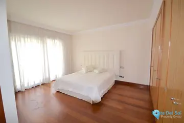 4 bedroom Apartment for Sale in Puerto Banús-44810