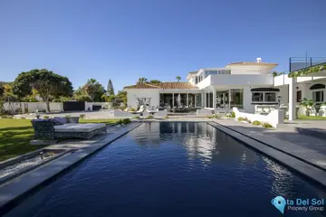 5 bedroom House for Sale in Estepona-45004