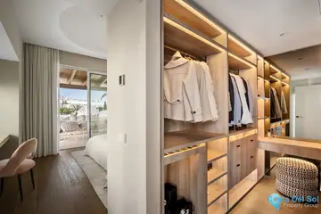 3 bedroom Apartment for Sale in The Golden Mile-45023