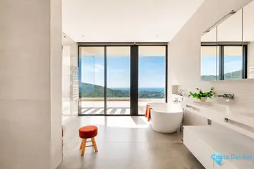 5 bedroom House for Sale in Benahavís-45029