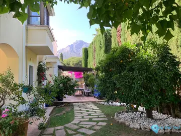 5 bedroom House for Sale in Sierra Blanca-45040