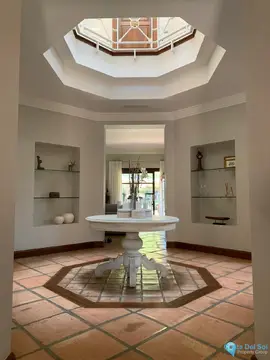 5 bedroom House for Sale in Marbella-45056