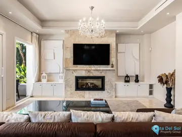 6 bedroom House for Sale in Nueva Andalucía-45272