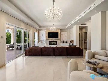 6 bedroom House for Sale in Nueva Andalucía-45268