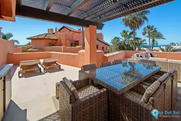 3 bedroom Apartment for Sale in Marbella-45274