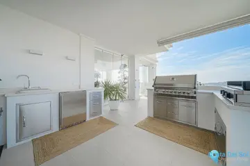 7 bedroom Apartment for Sale in Aloha-45351