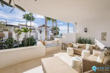 3 bedroom Apartment for Sale in The Golden Mile-45413
