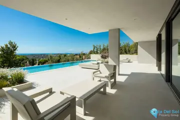 5 bedroom House for Sale in Los Flamingos-45438