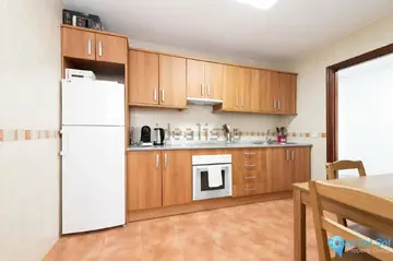 4 bedroom Apartment for Sale in Málaga Centro-17171