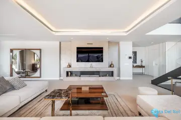 6 bedroom House for Sale in El Paraiso-45552