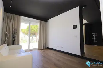 6 bedroom House for Sale in Las Brisas-45623