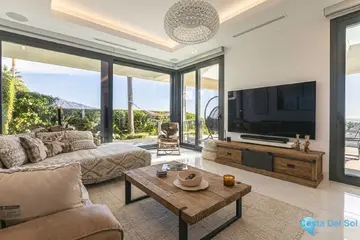 4 bedroom House for Sale in Benahavís-45680