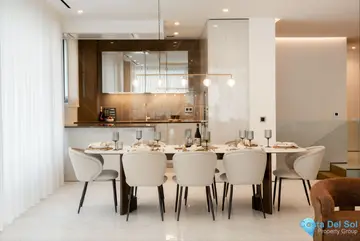 4 bedroom Apartment for Sale in The Golden Mile-45704