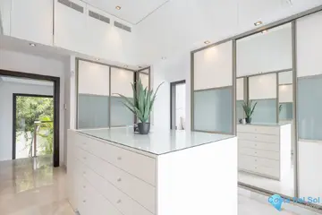 5 bedroom House for Sale in Nueva Andalucía-45721
