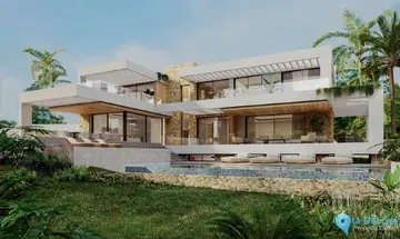 5 bedroom House for Sale in Casares
