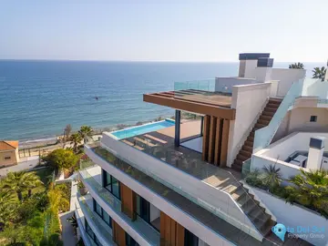 4 bedroom Apartment for Sale in Estepona