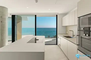 4 bedroom Apartment for Sale in Estepona-46059