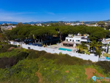 8 bedroom House for Sale in Artola