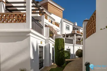 4 bedroom House for Sale in Alhaurín de la Torre-17221