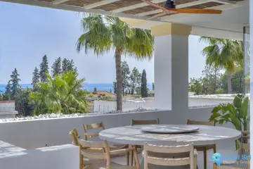 5 bedroom Apartment for Sale in The Golden Mile-46220