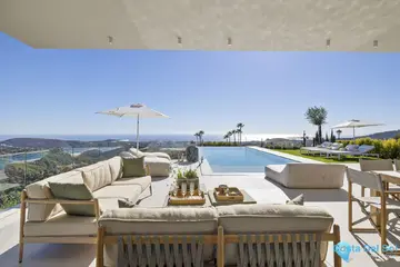 6 bedroom House for Sale in Benahavís-46251