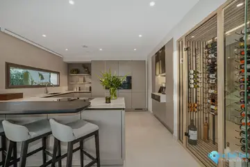 4 bedroom House for Sale in Nueva Andalucía-46314