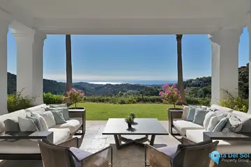 5 bedroom House for Sale in Benahavís-46378