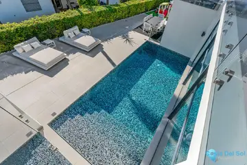 4 bedroom House for Sale in Los Monteros-46403