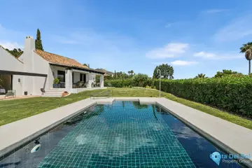 4 bedroom House for Sale in The Golden Mile-46398