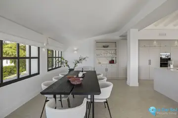 5 bedroom House for Sale in El Paraiso-46426