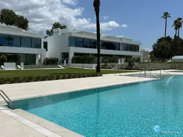 4 bedroom House for Sale in Nueva Andalucía-46586
