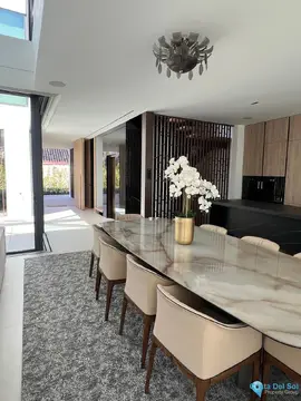 4 bedroom House for Sale in Nueva Andalucía-46593