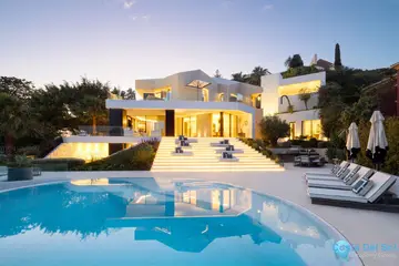 5 bedroom House for Sale in Benahavís