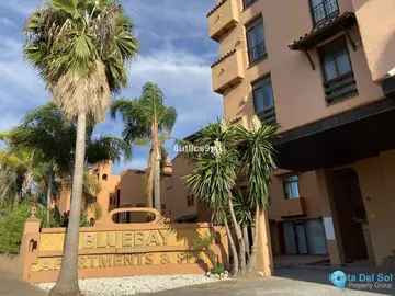 3 bedroom Apartment for Sale in Estepona-17260
