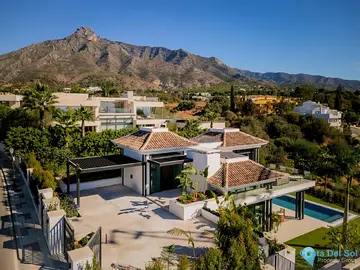 4 bedroom House for Sale in The Golden Mile-46861