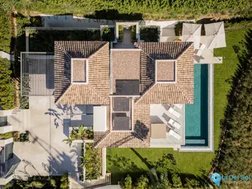 4 bedroom House for Sale in The Golden Mile-46856