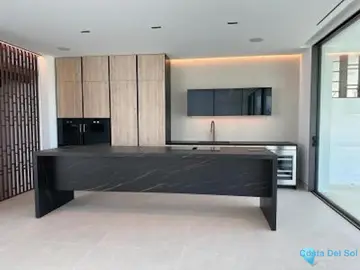 3 bedroom House for Sale in The Golden Mile-46938