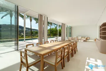 4 bedroom House for Sale in Casares-47172