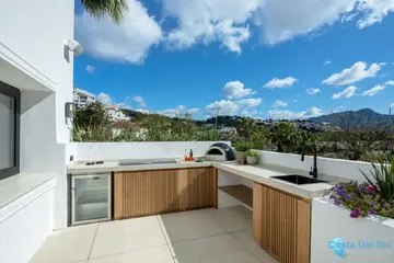 5 bedroom House for Sale in Los Arqueros-47210