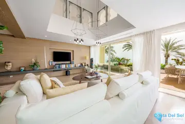 3 bedroom Apartment for Sale in The Golden Mile-47244