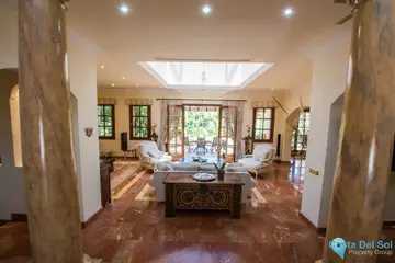 8 bedroom House for Sale in La Zagaleta-47271