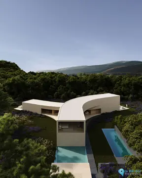 7 bedroom House for Sale in San Roque
